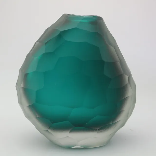 MURANO GLAS VASE.