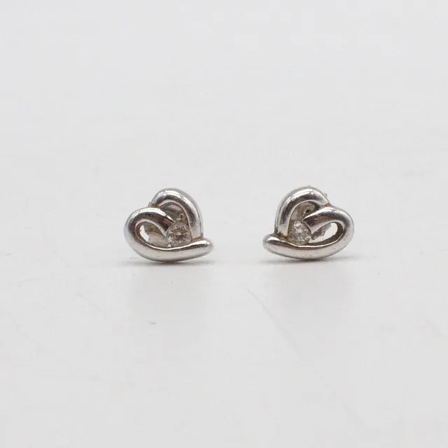OHRSTECKER AUS STERLINGSILBER, HERZFORM MIT ZIRKONIA, VINTAGE.