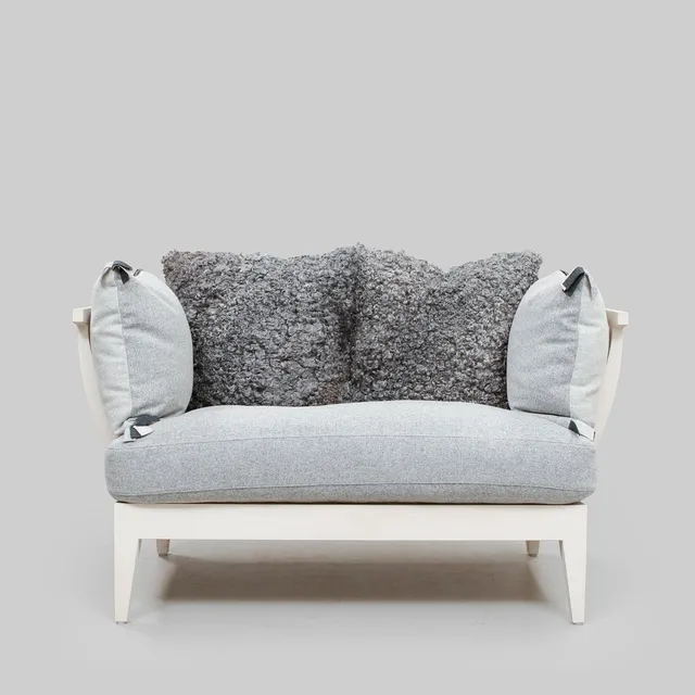 NIRVAN RICHTER. Soffa, Norrgavel.