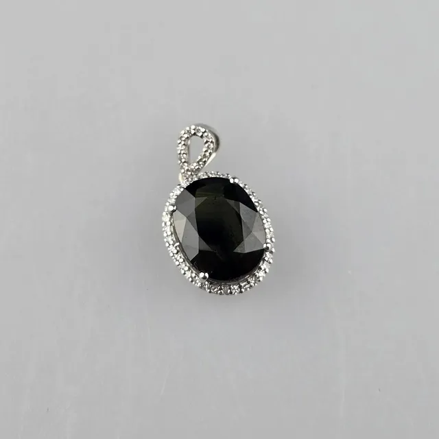 - Saphir / Diamant Anhänger, 950 Platin.