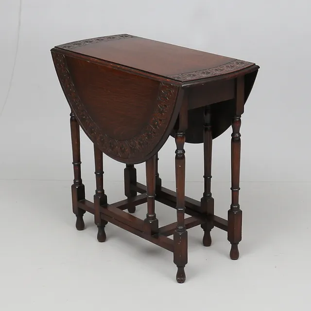 SLAGBORD, barockstil, 1900-talets första hälft.
