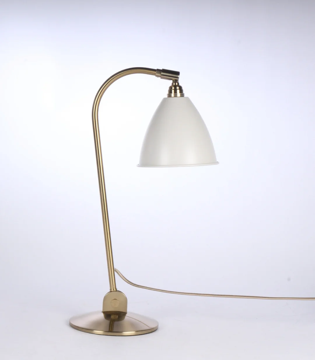 Robert Dudley Best for Gubi, table lamp, model BL2 Off White — Lamps and lighting/Table lamps — Lauritz