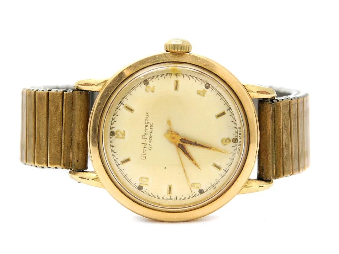 GIRARD-PERREGAUX, Gyromatic, Cal ETA 1256, Serie nr. 47 BF 358, Ref nr. 6161, herrur, 33 mm, doublé (80 micron), automatisk, plexiglas, skadad urtavla, skadad boett, ca 1945, metallänk ej original. — Klockor/Girard-Perregaux — Kaplans