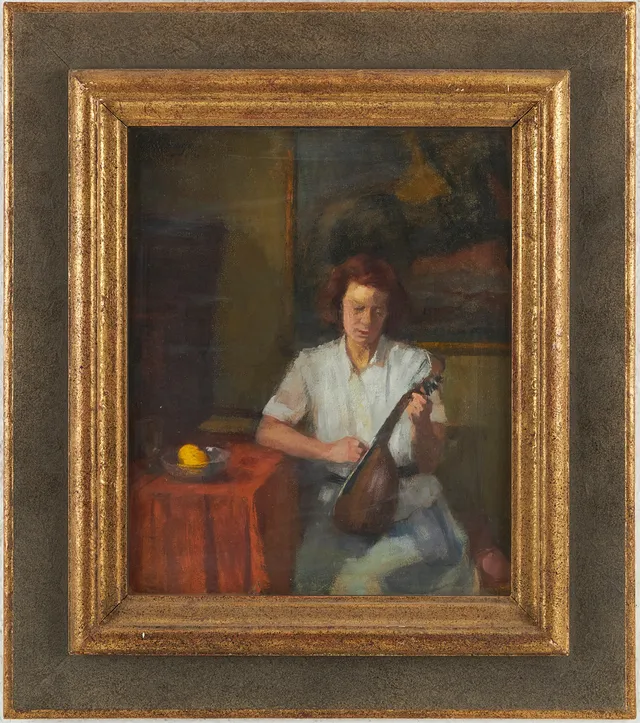 EVA BAGGE. Interiör med kvinna, olja på pannå.