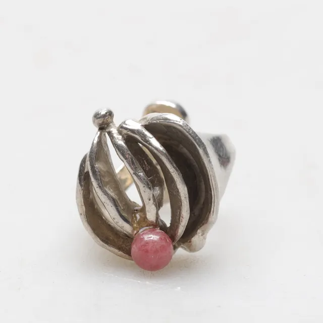 ERIC ROBBERT. ring, silver, Trosa.