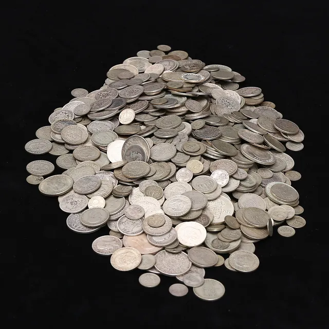 MYNT, silver, Sverige, vikt 3760 gram.