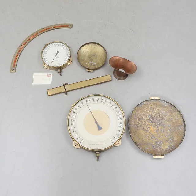 UBÅTSFÖREMÅL, 5 delar, mässing/glas. tidigt 1900-tal eller 1900-talets första hälft.
