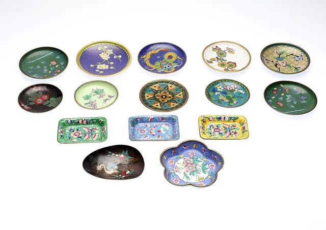 FAT, 15 st, cloisonné, Kina, 1900-tal.