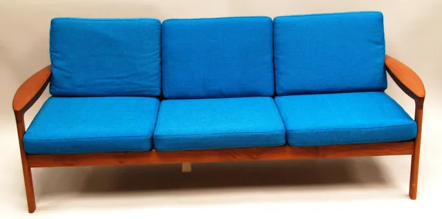 NIELS BACH. SOFA - 3-SITZER, Dänemark, Royal Skandinavia, Komfort.