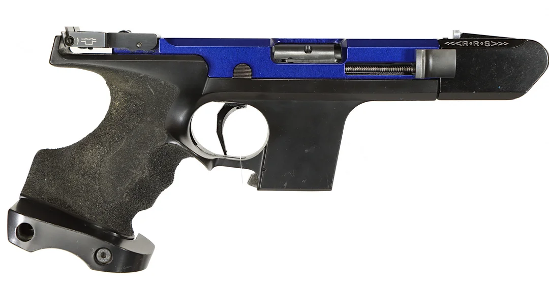 PISTOL, fabrikat Hämmerli, modell SP20 RRS, kaliber .22lr, tillv.nr 20306, se-nr SE2159644. — Pistols — Walter Borg