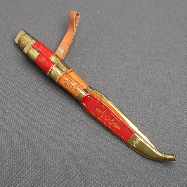 KNIV, dubbelpuckad, 2 st , Iisakki Järvenpää, Finland.