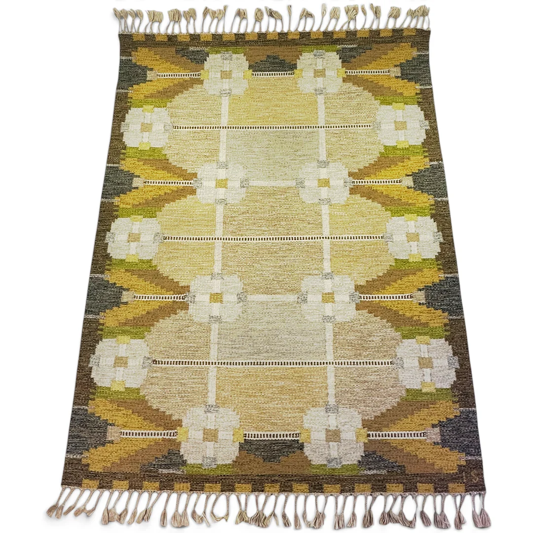 INGEGERD SILOW. Röllakan, ull, varp av lin, ca 227 x 168 cm, monogramsignerad IS, Axeco. — Carpets — Höganäs Auktionsverk