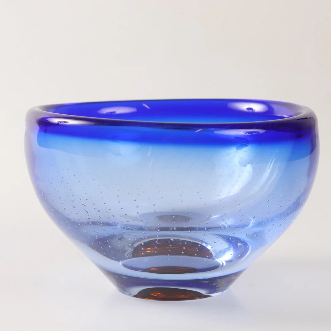 GÖRAN WÄRFF. Skål, glas, Kosta Boda. — Art glass — Helsingborgs Auktionskammare