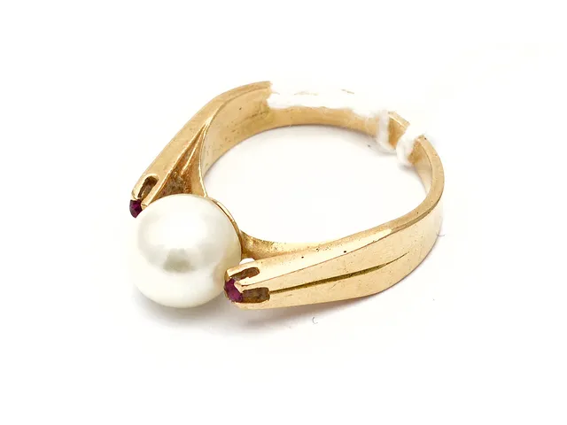 Ring 18K 5,7g Ø16¾, med pärla