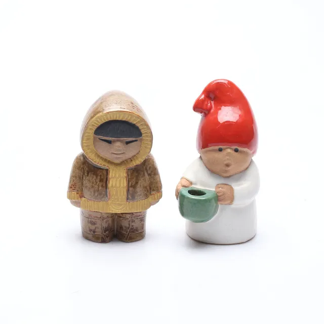 LISA LARSON. Figurin och ljusstake, stengods, Gustavsberg.