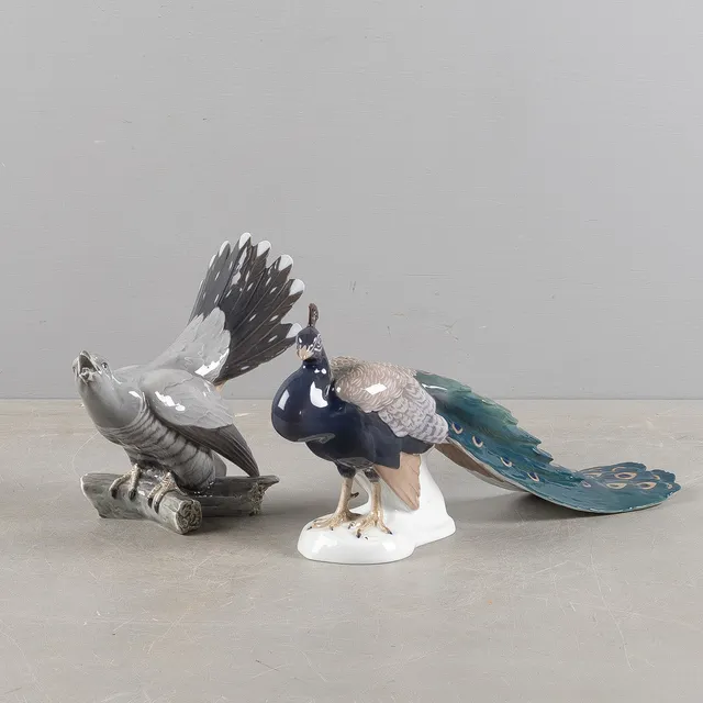FIGURINER, 2 stycken, fågel samt påfågel, Jens Peter Dahl-Jensen, Bing & Gröndahl, 1:a sortering.