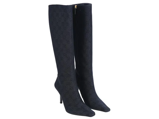 GUCCI, STÖVLAR, GG Monogram Boots, svart tyg, guldfärgade beslag, klack 9 cm, stl 36½ C, dustbag, originalkartong, slitage på sulan. Very Good Condition.