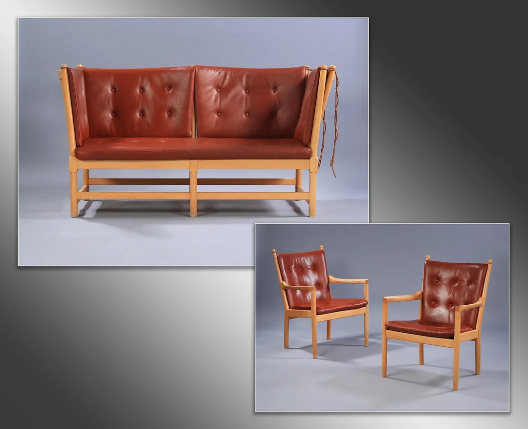 Børge Mogensen/Hans J. Wegner. Spoke-back sofa in beechwood with cognac-coloured leather and 2 chairs (3) — Furniture/Lounge suites, sofas — Lauritz