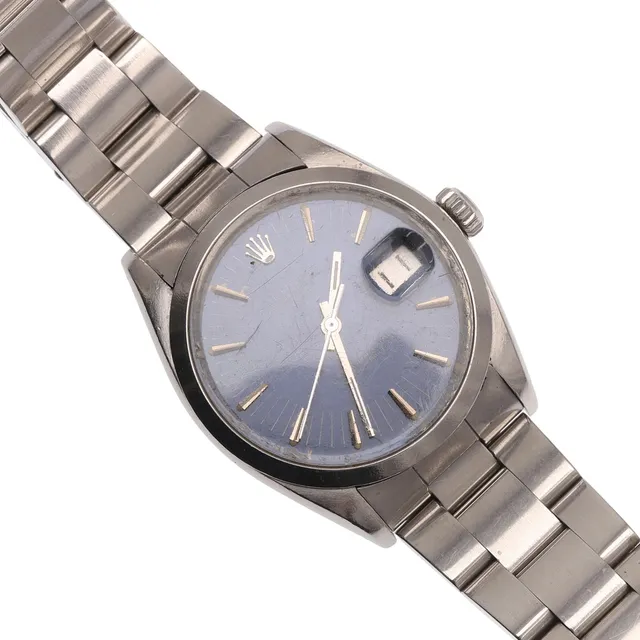 A GENTLEMAN'S STAINLESS STEEL OYSTER PERPETUAL DATE WRISTWATCH BY ROLEX.