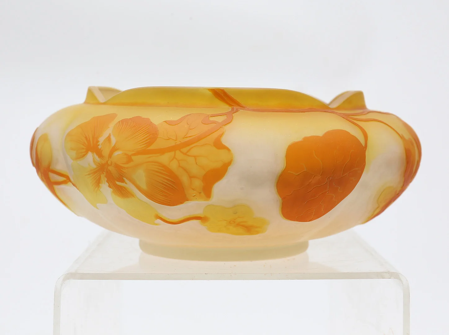 GALLÉ MANUFACTURE. Centrepiece with nasturtiums. — Art glass — Balclis