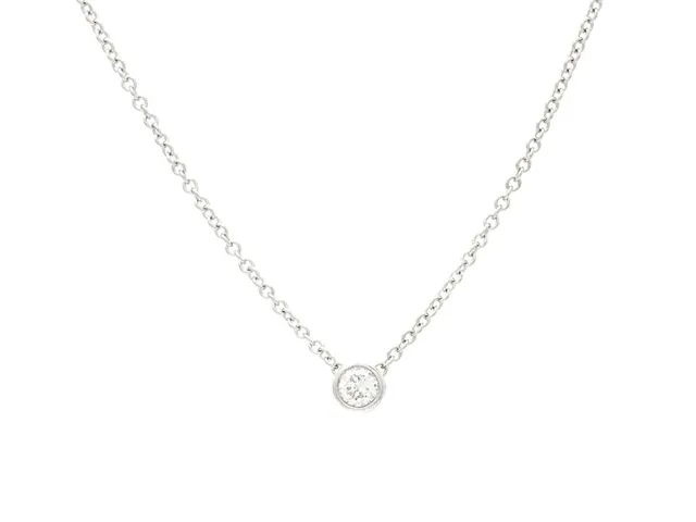 COLLIER, 18K vitguld, briljantslipad diamant ca 0,08 ct, ca W/VS, längd 42/45 cm, vikt 1,8 g.