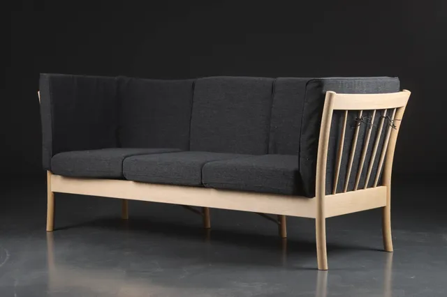 Hurup Møbelfabrik. 3 personers sofa - grå. Model Madisson