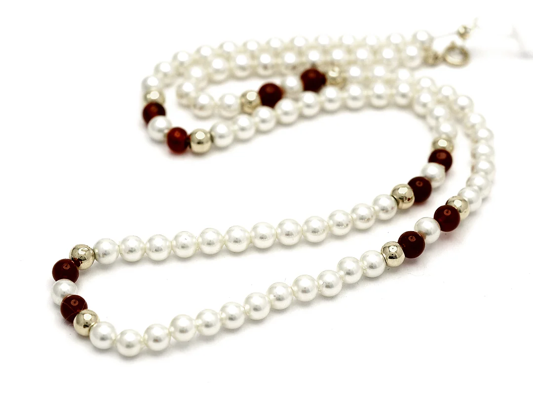 Halsband med plastpärlor och karneoler lås och kulor 14K 41cm — Smycken/Halskedja — Kaplans