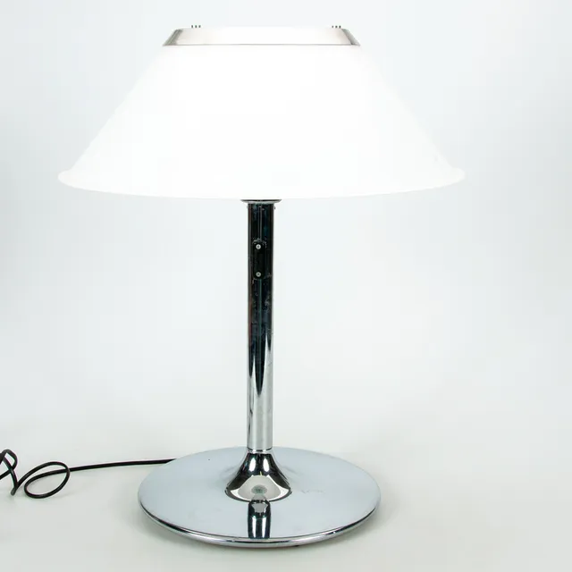 PER SUNDSTEDT. BORDSLAMPA, "Mars", Ateljé Lyktan, Åhus.
