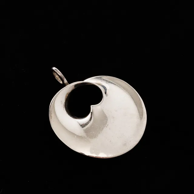 VIVIANNA TORUN BÜLOW-HÜBE, Hänge, "Hidden Heart", Sterlingsilver, Georg Jensen, Danmark.