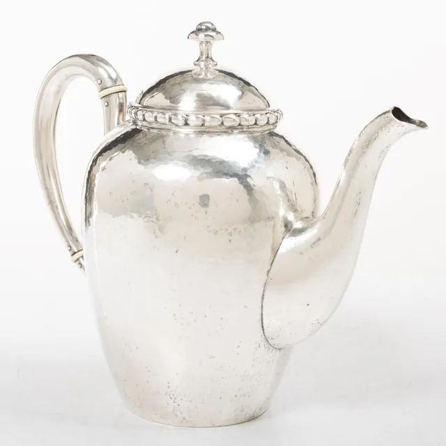 Karl Anderson, Kaffekanna, silver, Stockholm 1918.