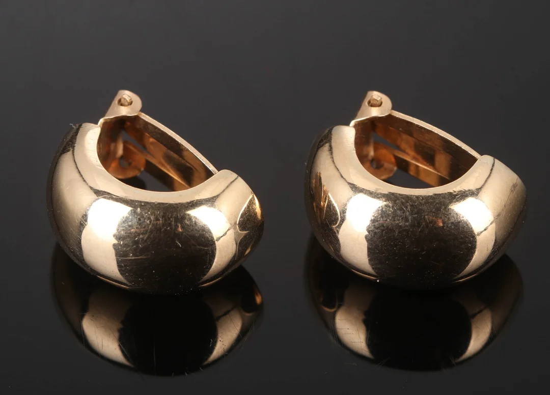 Lund. Par øreclips af 14 kt. guld (2) — Jewellery/Earrings — Lauritz