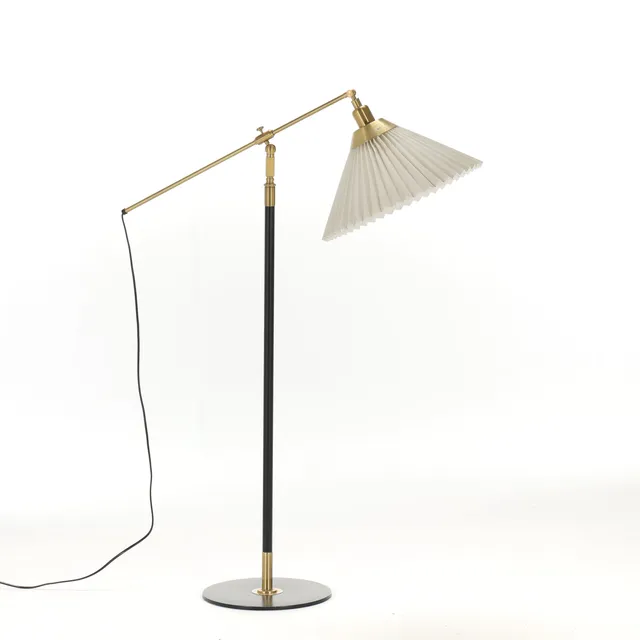 Aage Petersen for Le Klint: Floor lamp Model 349.
