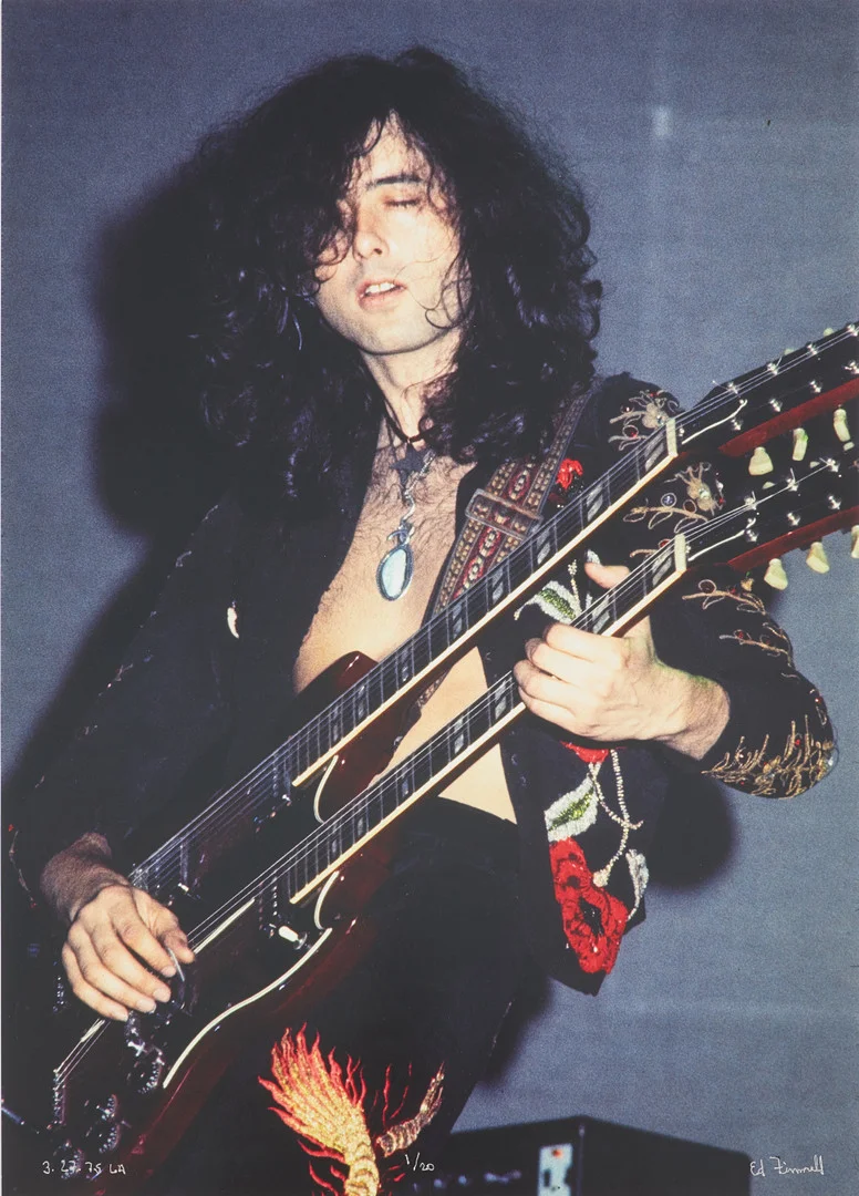 ED FINELL. Jimmy Page Led Zeppelin "Physical Grafitti tour", Los Angeles, Forum 27 mars, 1975, nummer 1/20, C-print, signerad. — Photography — Stockholms Auktionsverk Sickla