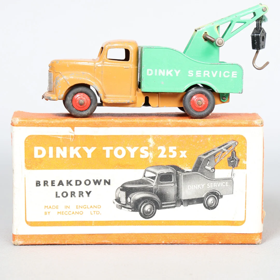 DINKY TOYS 25X COMMER BREAKDOWN LORRY. — Model cars — Bishop & Miller
