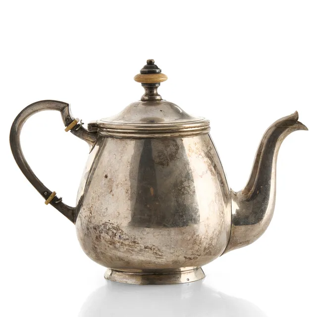 KAFFEKANNA, silver, ryska/estniska stämplar, Vasily Kangin, S:t Peterburg, Ryssland, 1800-talets slut.