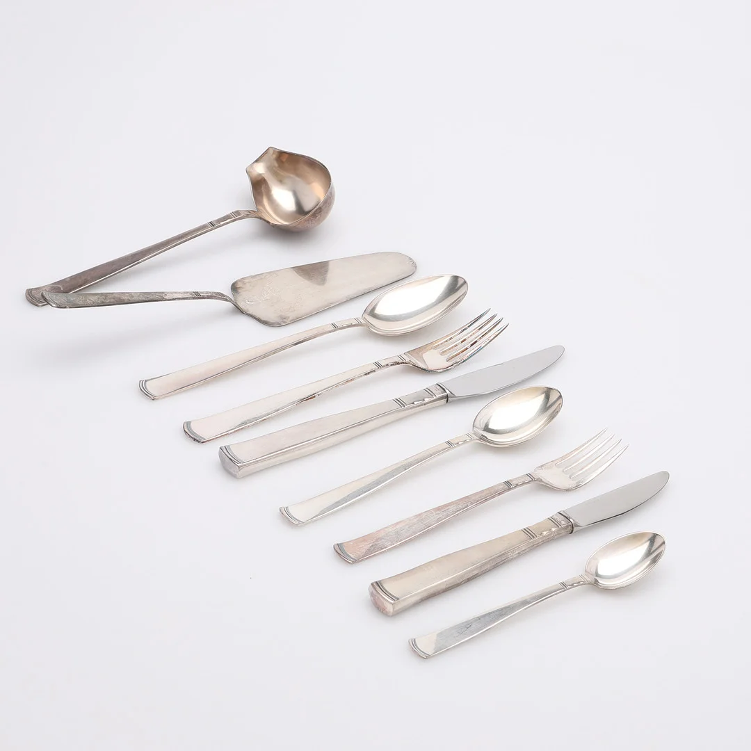 JACOB ÄNGMAN. BESTICK, 84 DELAR, "ROSENHOLM", SILVER, GAB. — Silver — Crafoord Auktioner Lund