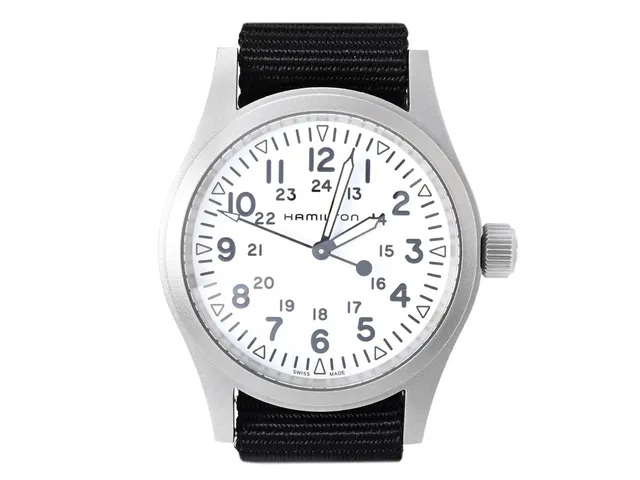 HAMILTON, Khaki Field, Cal ETA C07701, Serie nr. 5BX95917Q, Ref nr. H69439910, Boett nr. H704450, herrur, 38 mm, stål, manuell, safirglas, NATO-band, originalspänne, cert, juli 2025, box, ytterkartong.