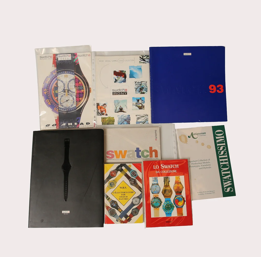 SWATCH Kataloger och böcker, 8 stycken. — Books — Limhamns Auktionsbyrå