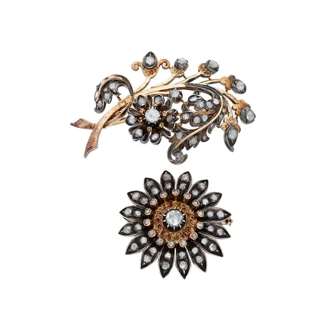Two diamonds floral brooches, late 19th Century - early 20th Century.
