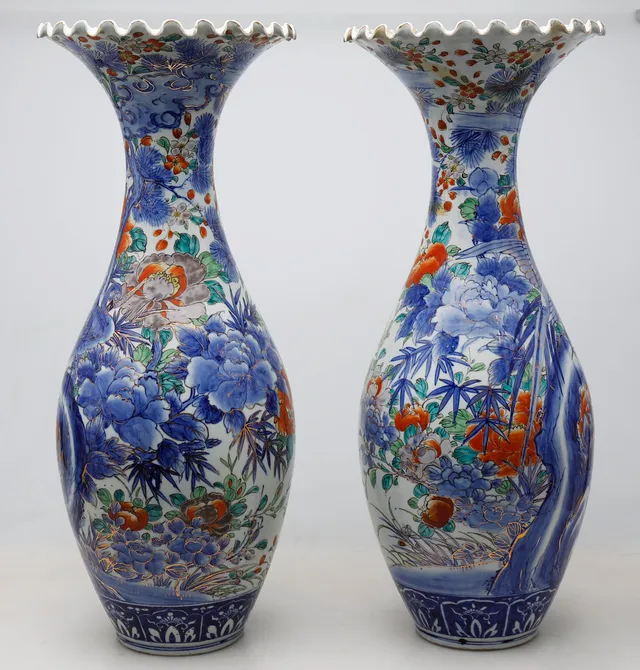 Two Japanese porcelain vases, mid 20th Century.