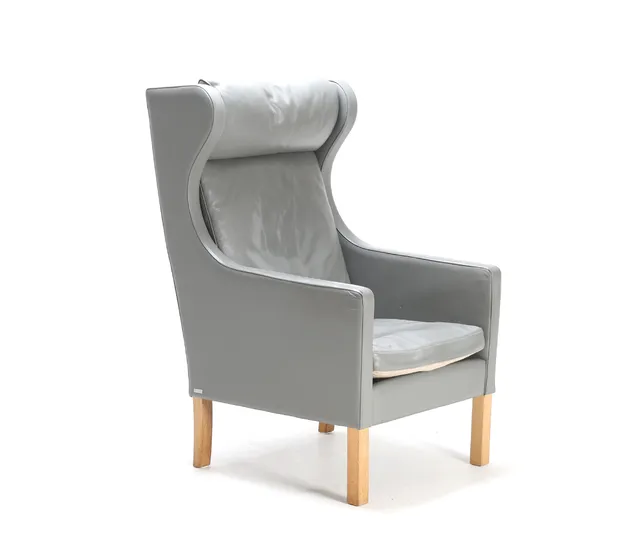 Skipper Furniture: Ear flap chair