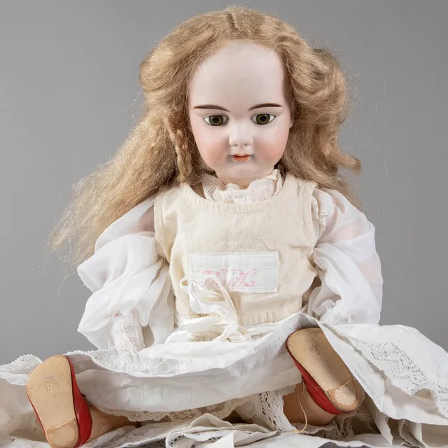 OTTO LINDEMANN GMBH. Porzellan Puppe.