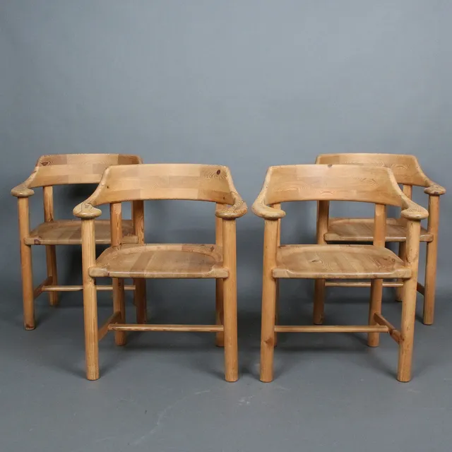 RAINER DAUMILLER. für Hirtshals Savværk, 4er Set Stühle / Esszimmerstühle, Pinie, Dänemark, 1970er Jahre.
