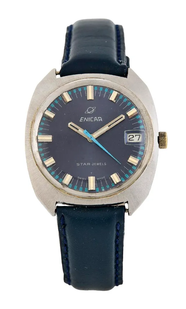 Ocean Pearl of steel, ref. 2334. Mechanical movement with manual winding and date indication, cal. AR 1141. Later blue calfskin strap with steel C-clasp. Ø 35 mm. 1970s.