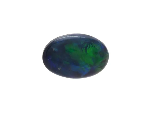 OPAL, svart 1,42 ct, mått 9,44 x 6,44 x 3,77 mm.