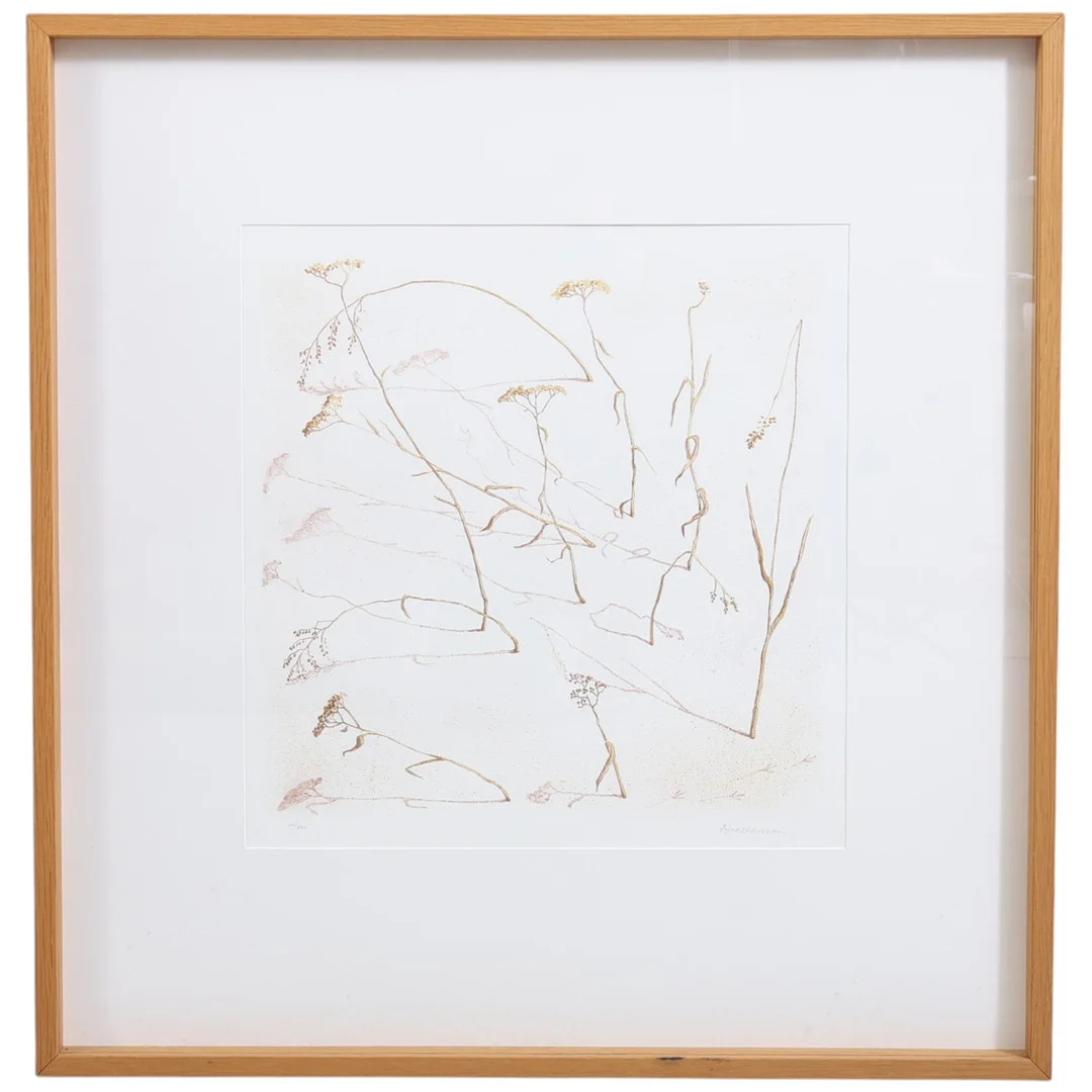 AINA LARSSON. Komposition med växter, litografi, signerad samt numrerad 14/280. — Engravings & Prints — Gomér & Andersson Nyköping