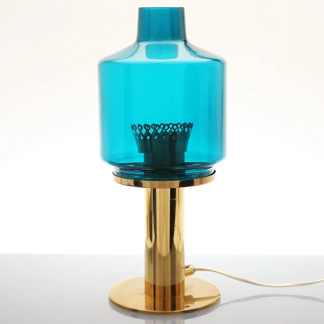 HANS-AGNE JAKOBSSON. Bordslampa, glas/mässing, B/102, 1900-talets andra hälft.