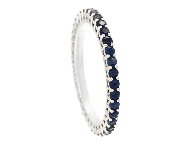 HELALLIANSRING, 18K vitguld, 38 safirer ca 1,04 ctv, stl 16,75 mm, vikt 2,3 g.