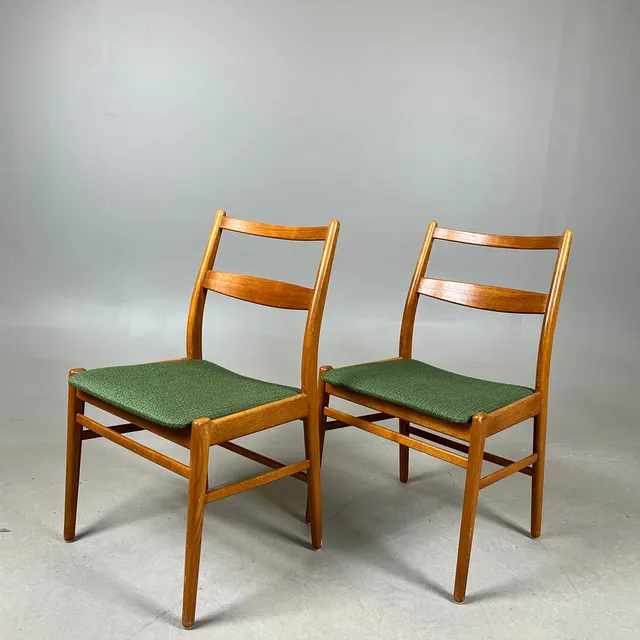 YNGVE EKSTRÖM. "Minett", stolar, 1 par, teak, Troeds, Bra Bohag.
