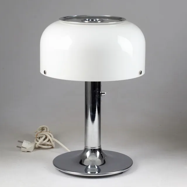 ANDERS PEHRSON. Bordslampa, "Knubbling", Ateljé Lyktan Åhus.
